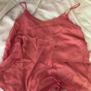 pink tank top